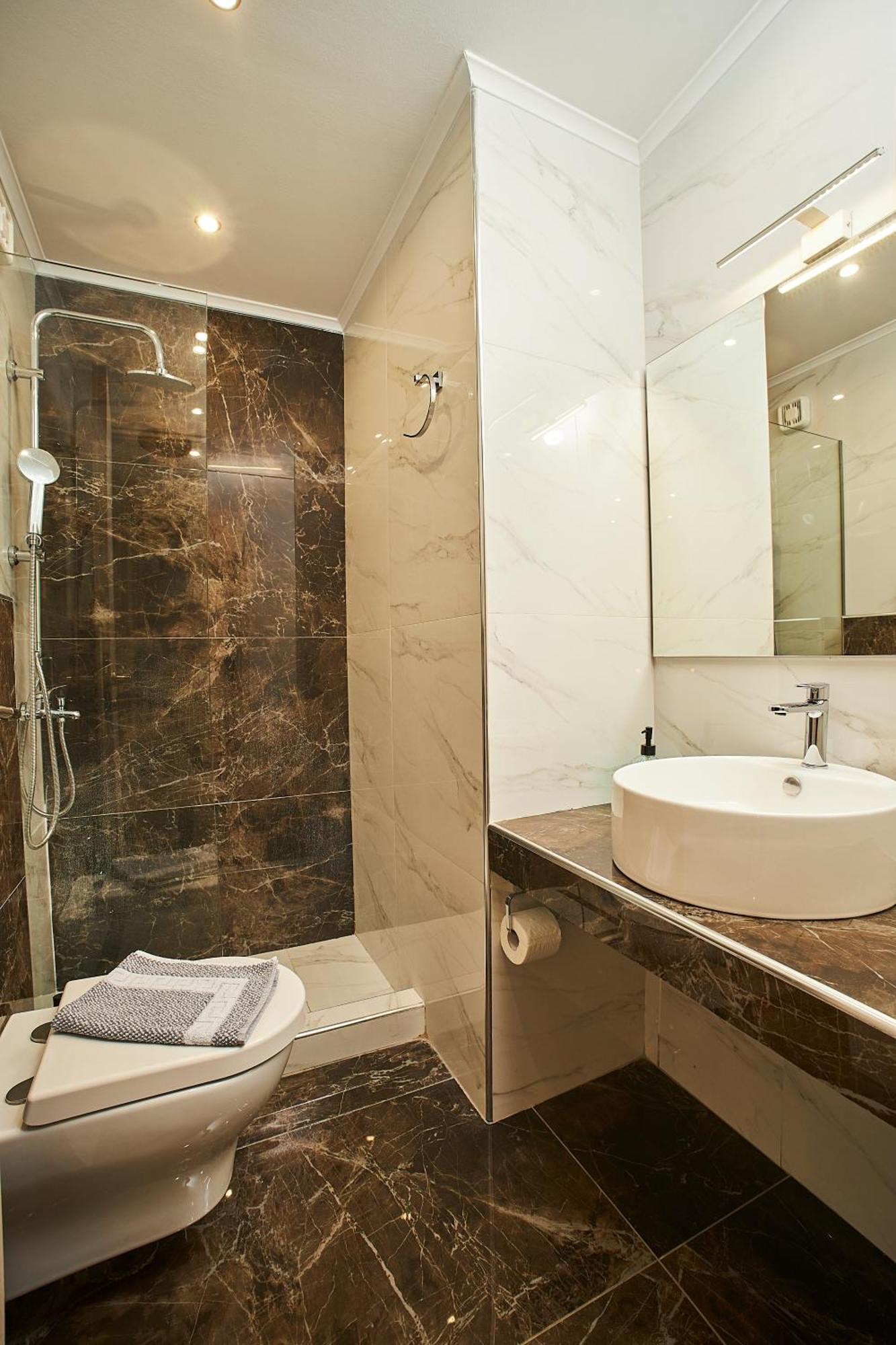 Marble Shine Apartment Near The City Center By Binobi! Salonicco Esterno foto